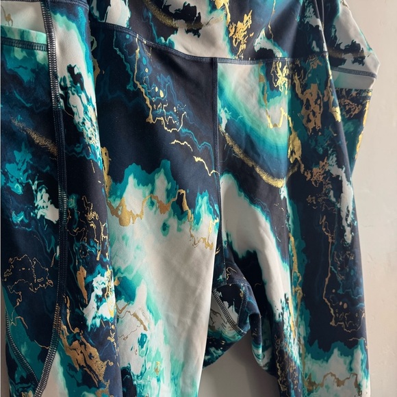 Old Navy Artistic Blue and Gold Leggings - Picture 7 of 9